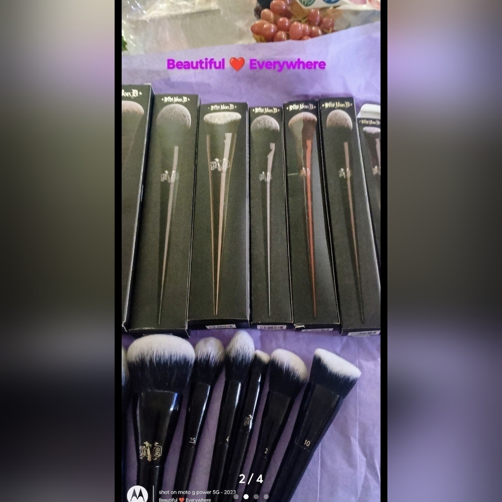 Makeup Brush Set - Picture 3 of 4